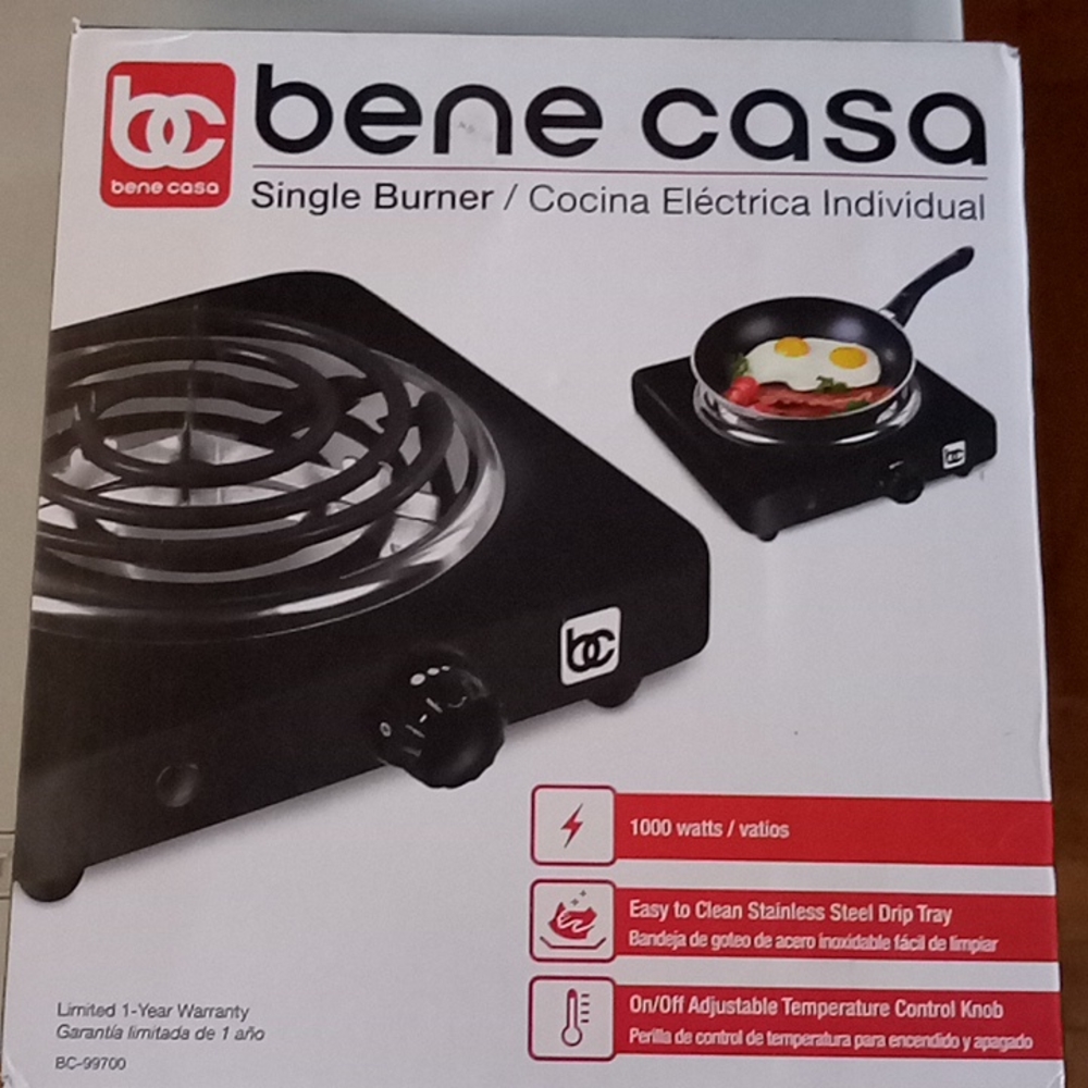 BRAND NEW.Bene casa single burner 1000 watts